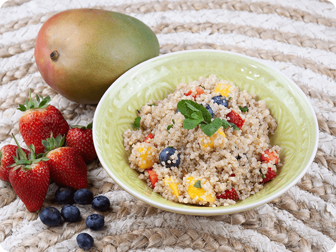 Momos Quinoa Obstsalat
