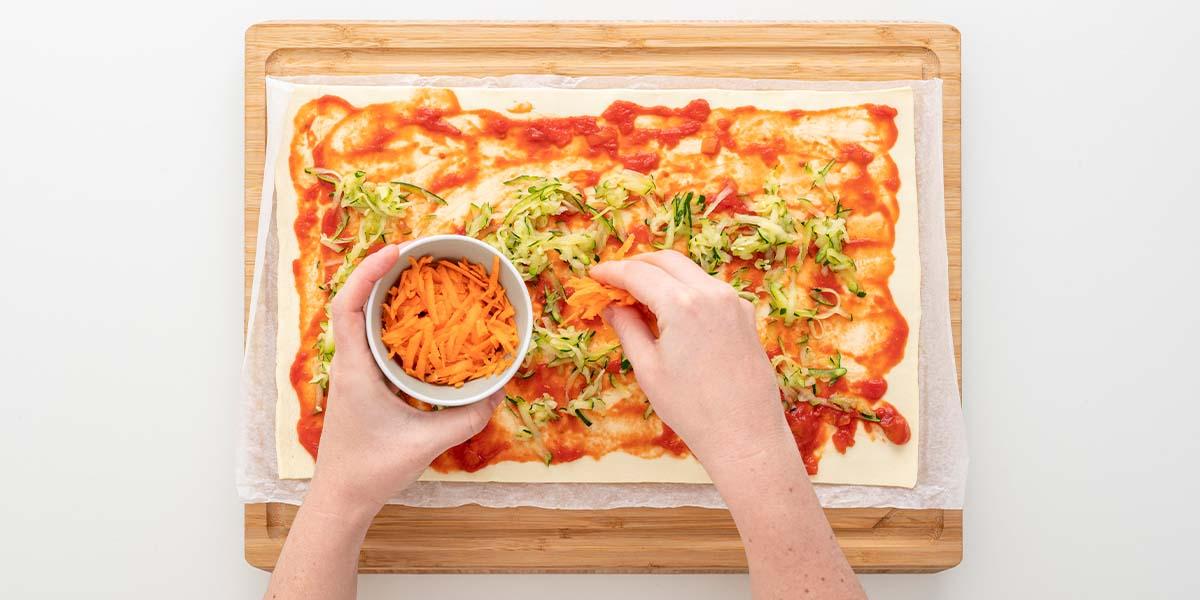 Freche Freunde Pizzaschnecken – Step 3